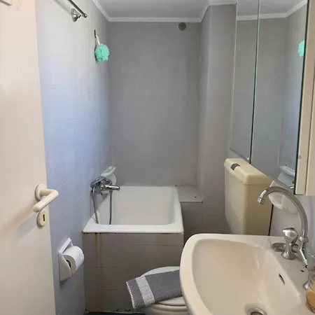 Apartamento Beautiful In Petralona *